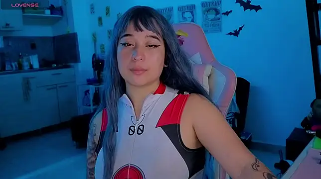 Celeste_Bauman webcam