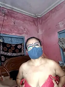 MoonLusty webcam