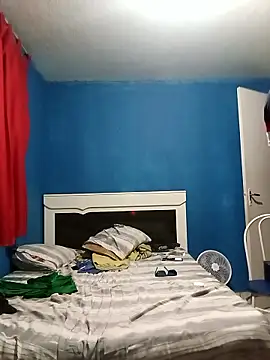 VitorBDote23cm live cam on StripChat