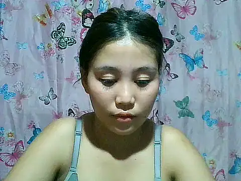SexyAsianPussy4u webcam