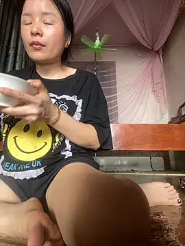 Ivy_Trix2 webcam