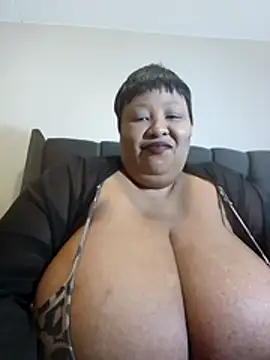 nancy111 webcam
