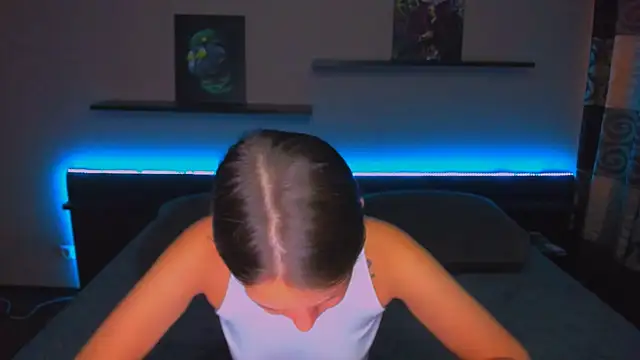 AlexaBarkley webcam