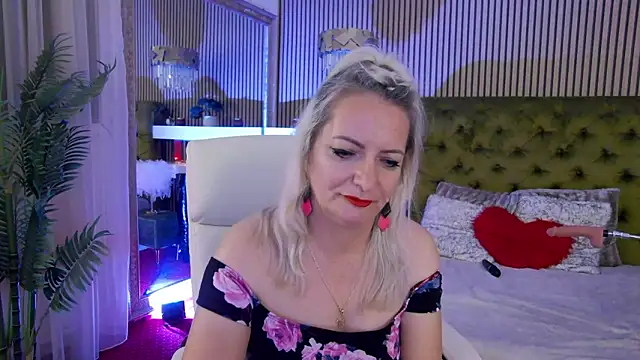 LadyTouch webcam