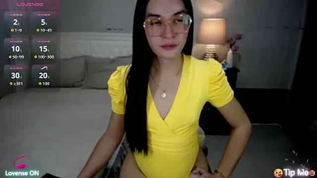 AsianSweetHeartxX webcam