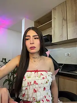 Mmmbedenaita - Trans webcam sex chat