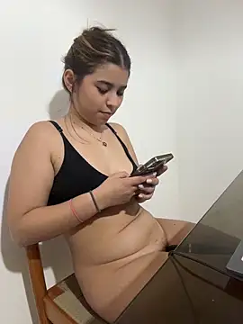 baddieasiantv webcam