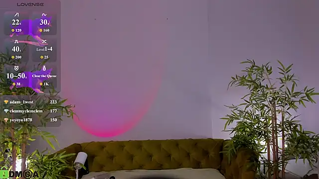 Watch miiss__lulu live on EroticFlix - High definition streams