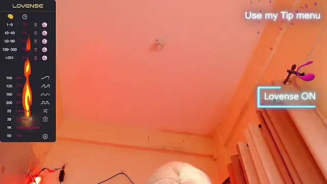 deliciousClaire webcam