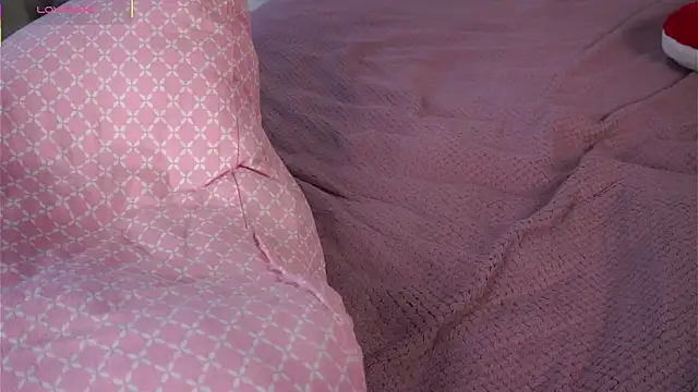SusannaScholler live sex cam