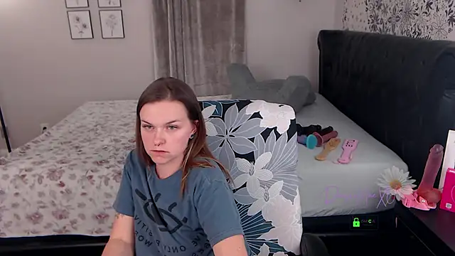 daisiemaexo - DaisieMaeXO's free webcam - UK Sex Cams