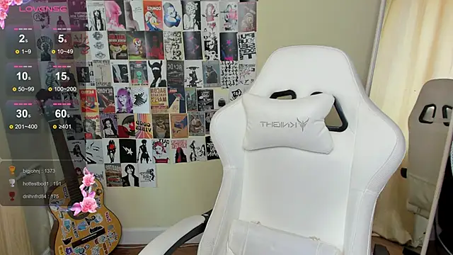 EvelinaLuu webcam