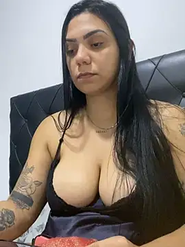 Nini_ webcam