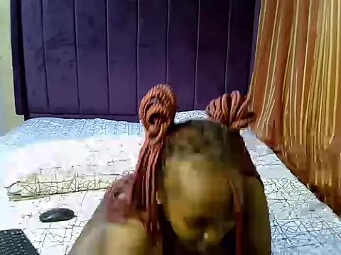 honeey_luxe webcam