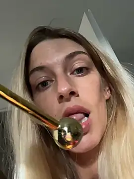 Bellalolahot