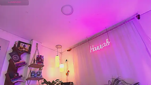HANNAH_LOVEE webcam