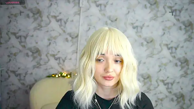 Ashley_S webcam