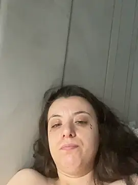 bunnythetailor webcam