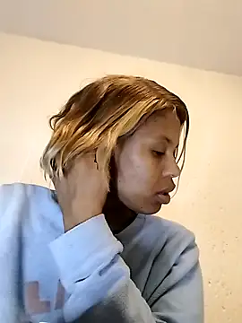 Slender012 webcam