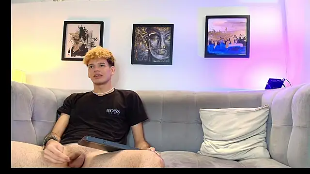 KING_BOYS2026 webcam