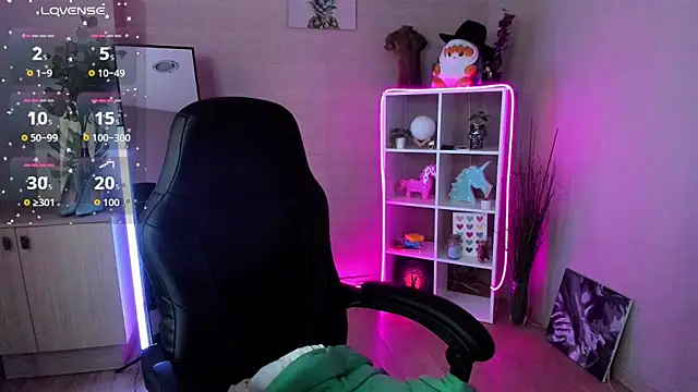 Monica_brilliant webcam
