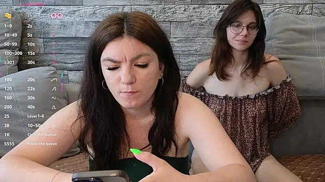 Vika_loves_you webcam
