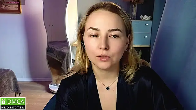 Mira_Mermayd webcam