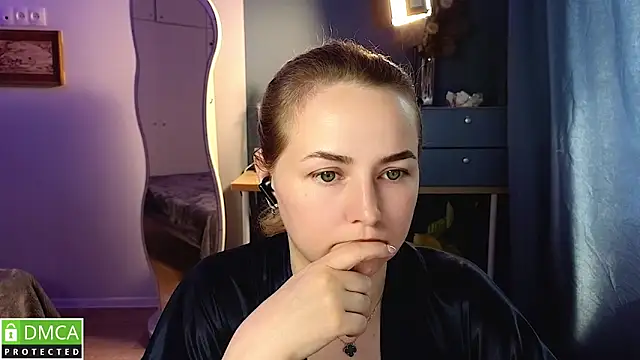 Mira_Mermayd webcam