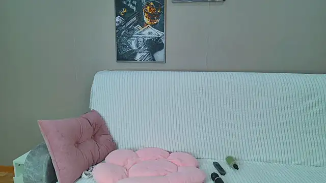 Curvy_Dynamite_ webcam