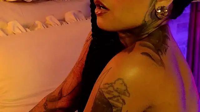 xbigpeach webcam