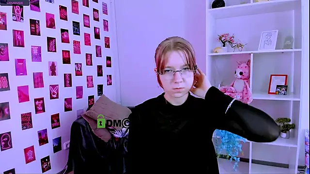 gloria_bubble webcam