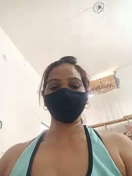 risky_women live cam