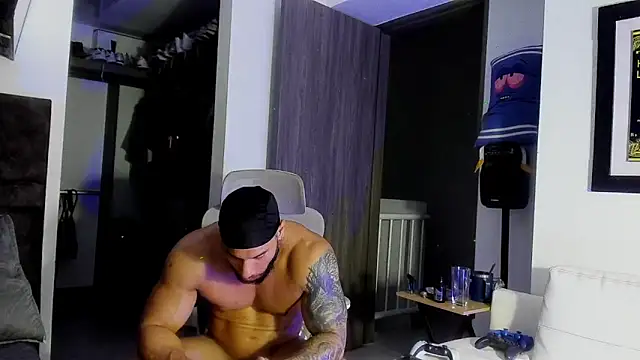 Andrew_Johnnson webcam