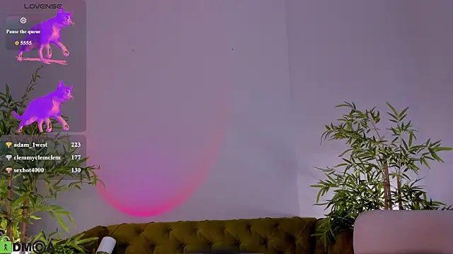 Watch miiss__lulu live on EroticFlix - High definition streams