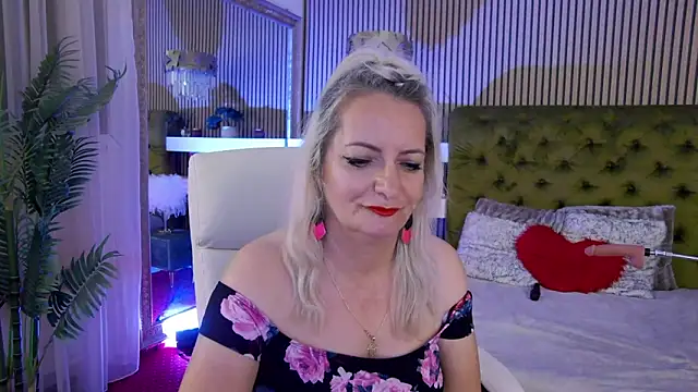 LadyTouch webcam