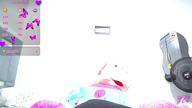 thickebonymilfF webcam