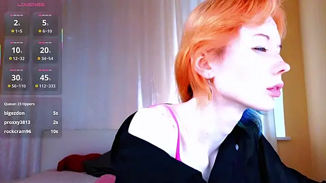 Kiara_Dream webcam