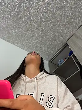 I_Samanthaa webcam