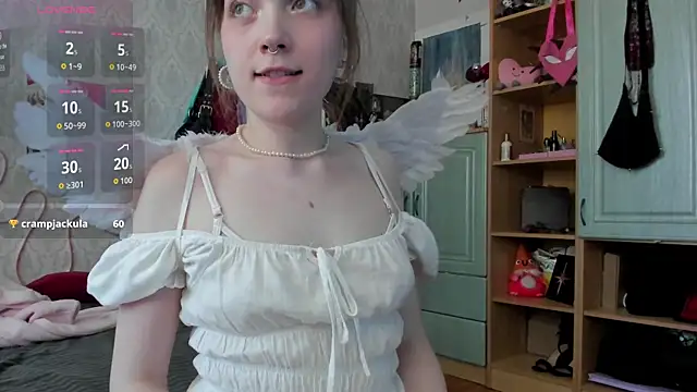 RileyNymph webcam