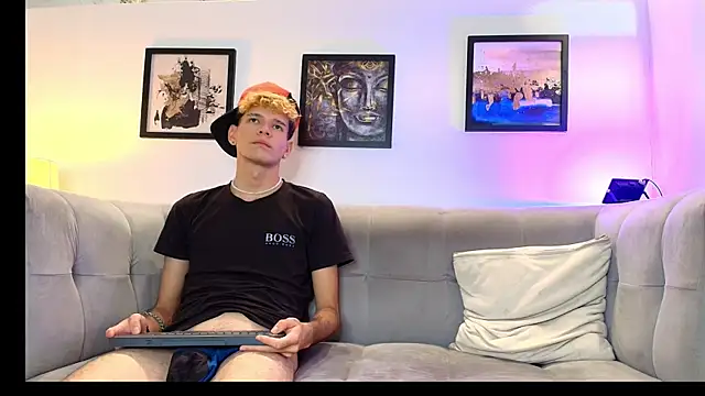KING_BOYS2026 webcam