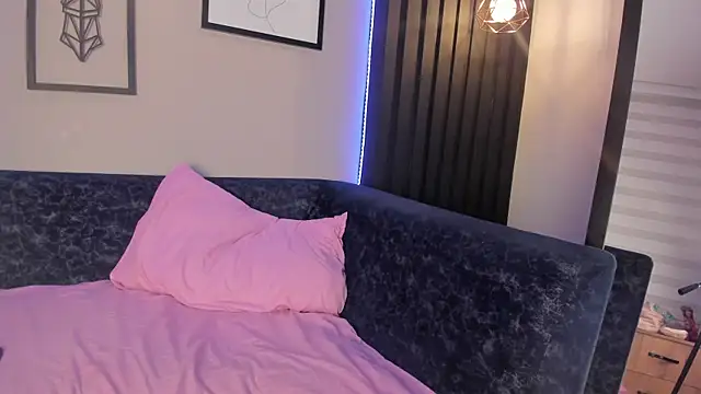 Watch ivy_storm_1 live on EroticFlix - High definition streams