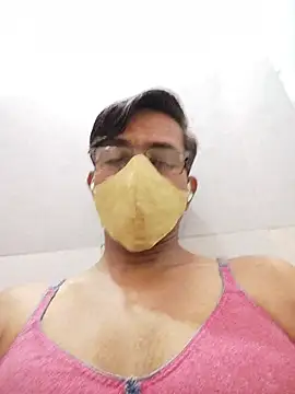 bottom_monty webcam