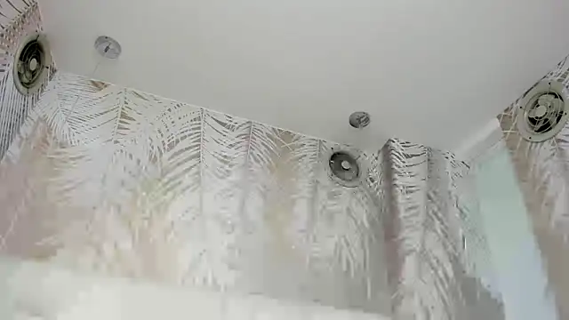your_sissytrans's room