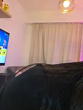 MiahJoness webcam