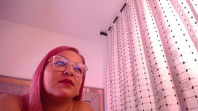 Watch salomecastro_ live on EroticFlix - High definition streams