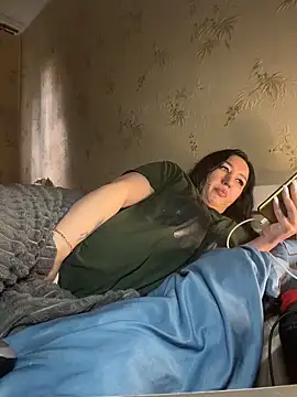 Naughtbaby_2025 webcam