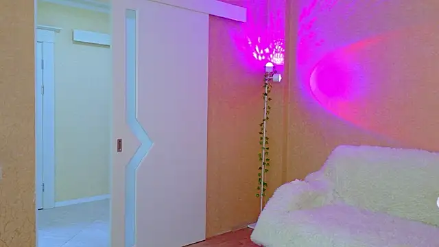 SweeetMia webcam