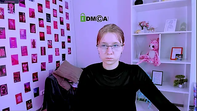 gloria_bubble webcam