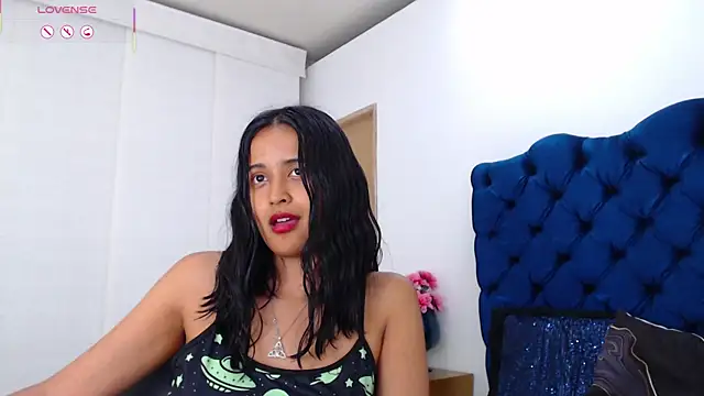 Lili666_ webcam