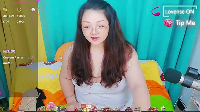 AngelwithEcup webcam